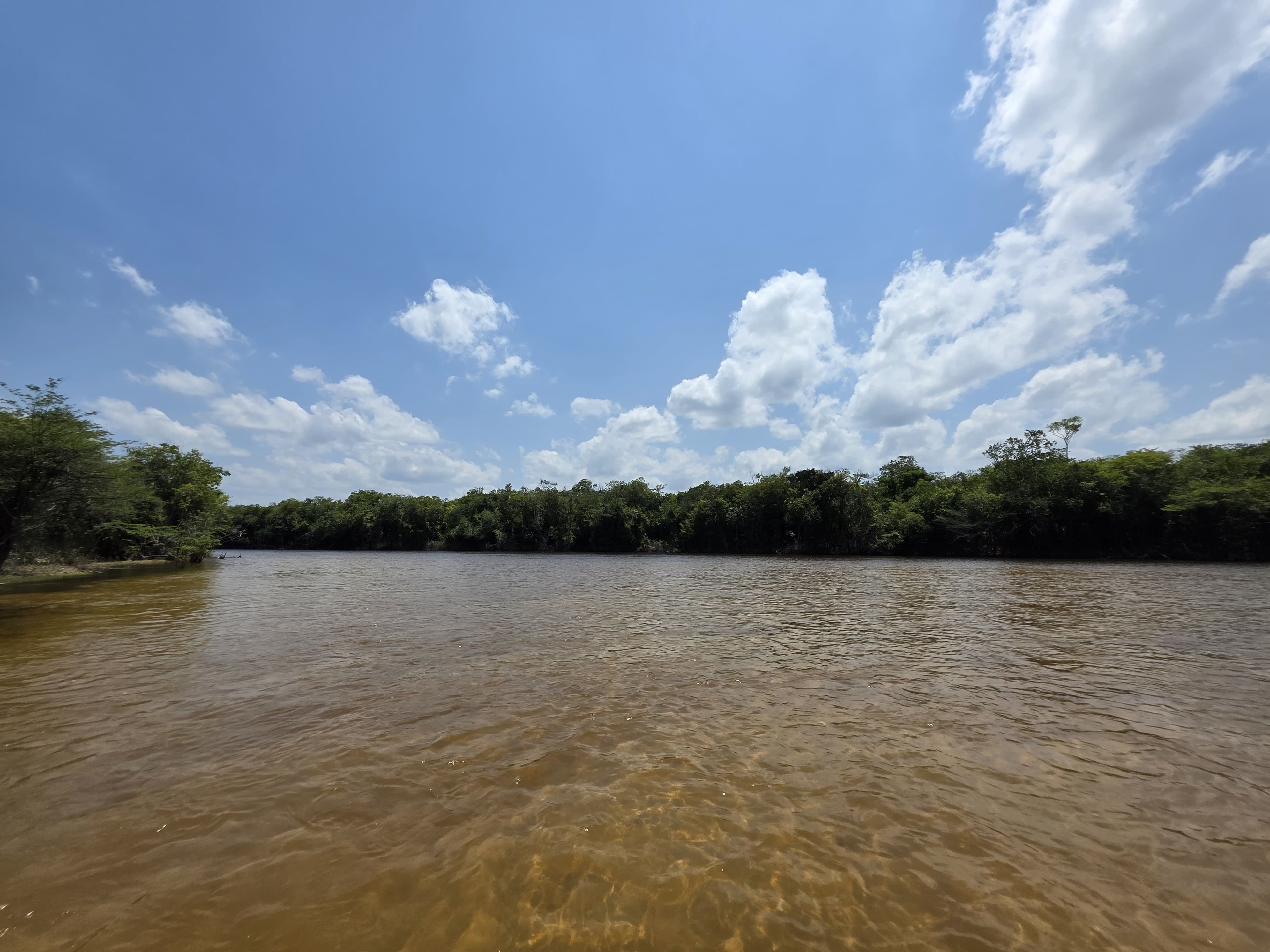 Vista do Imóvel as margens do rio